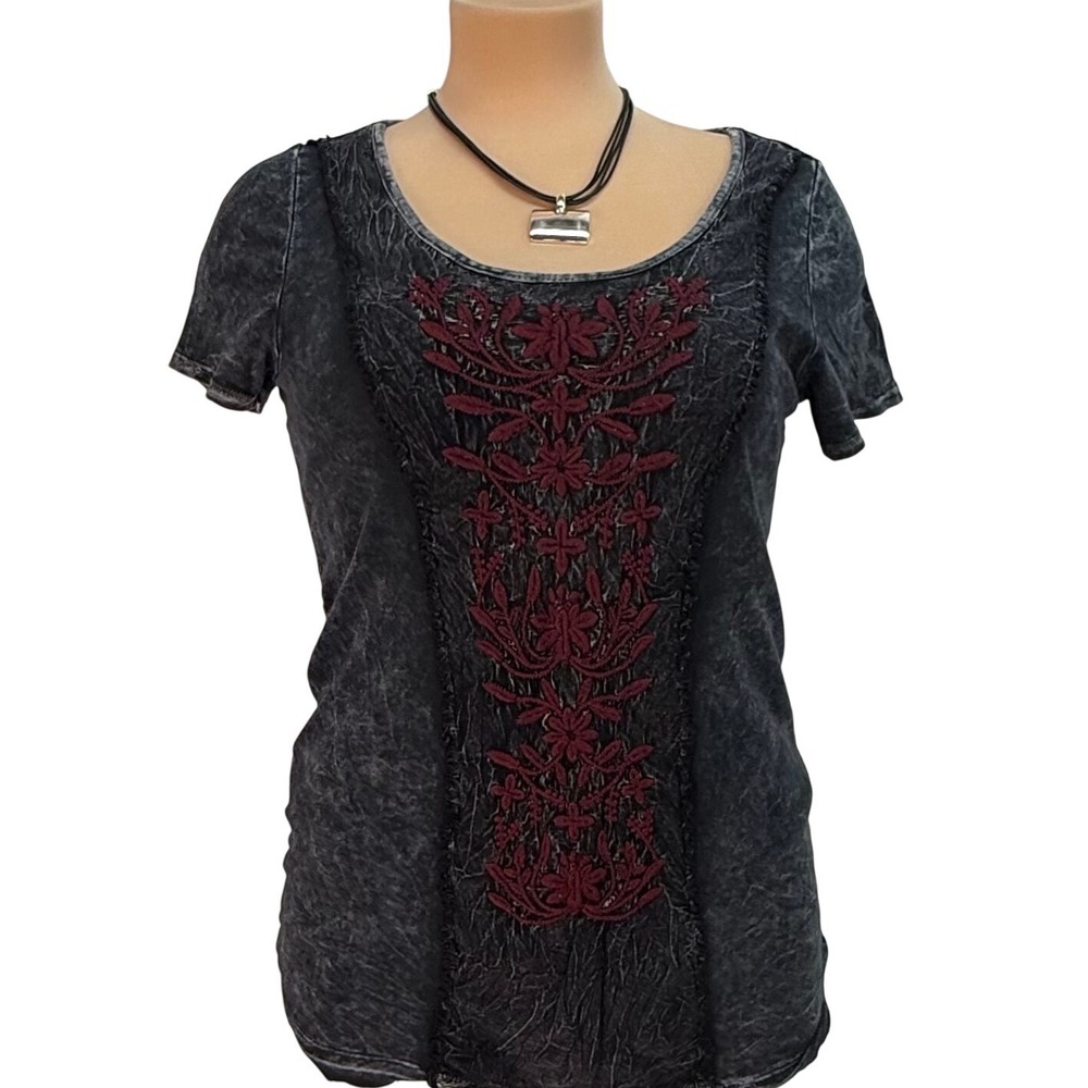 Embroidered Top Short Sleeve‎ Acid Wash Gray Burgundy Floral Boho Womens Large